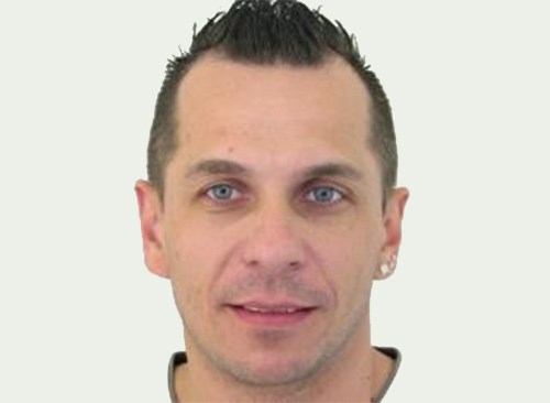 Policie pátrá po sňatkovém podvodníkovi 1 201431155569800