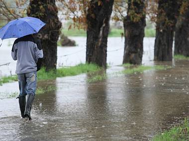 Královéhradeckém a Libereckému kraji hrozí vydatný déšť 1 2-velka-voda_denik-380