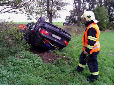 Jízda cizince skončila předčasně, havaroval 1 000000000000000000000001
