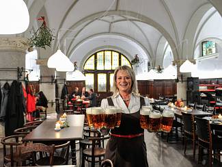 Radniční sklípek se po deseti letech otevřel 1 001