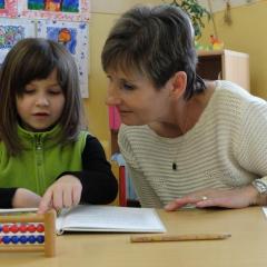 K zápisu do prvních tříd přišla ve středu ve Frýdlantu více než stovka dětí 1 0000000000000000001