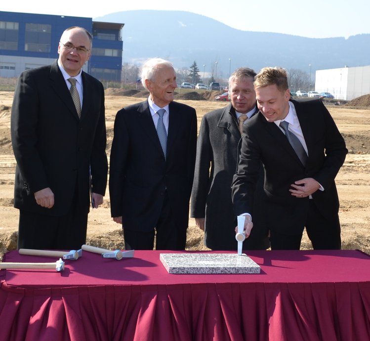 Společnost Busch staví v Liberci novou výrobní halu, zaměstná dalších 100 lidí 1 0001