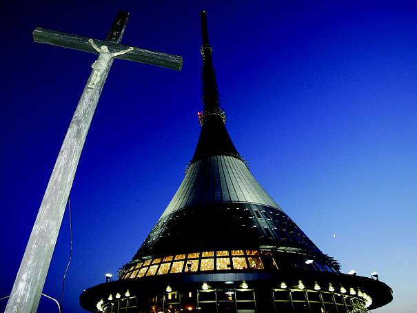 Plus 3 Ještěd je mezi 12 nejpodivnějšími hotely na světě