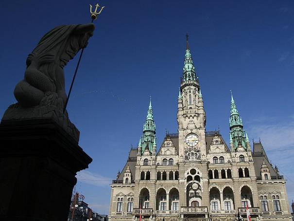 Plus 10 Boj proti korupci pokračuje. Nová strategie se dotkne i „příspěvkovek“