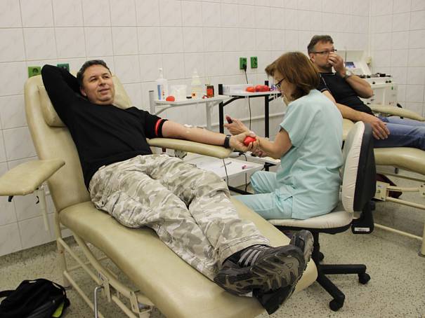 Darujte krev a pomozte. Zájem je hlavně o prvodárce
