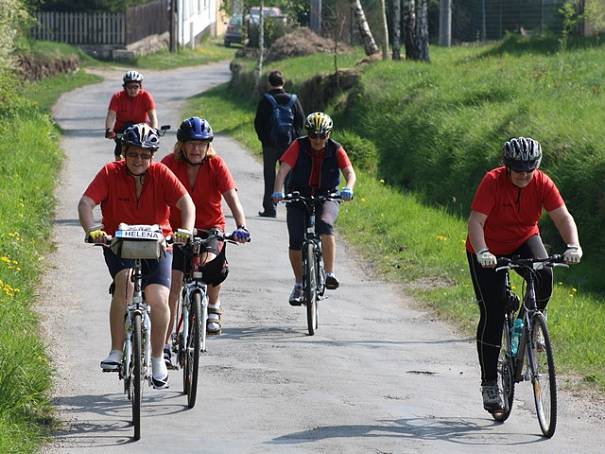 Na kolo bez přilby? Riskujete zranění i smrt