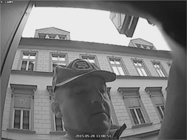 Pachatel si vybral tisíce z cizí karty