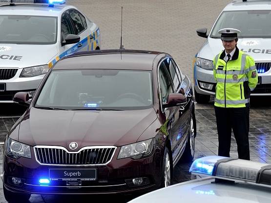 Dopravní policie kupuje 85 neoznačených octavií. Za 100 milionů korun
