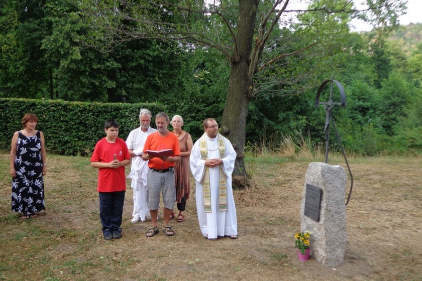 U Zeleného stromu / Restaurace 55 Odhalení nových Božích muk