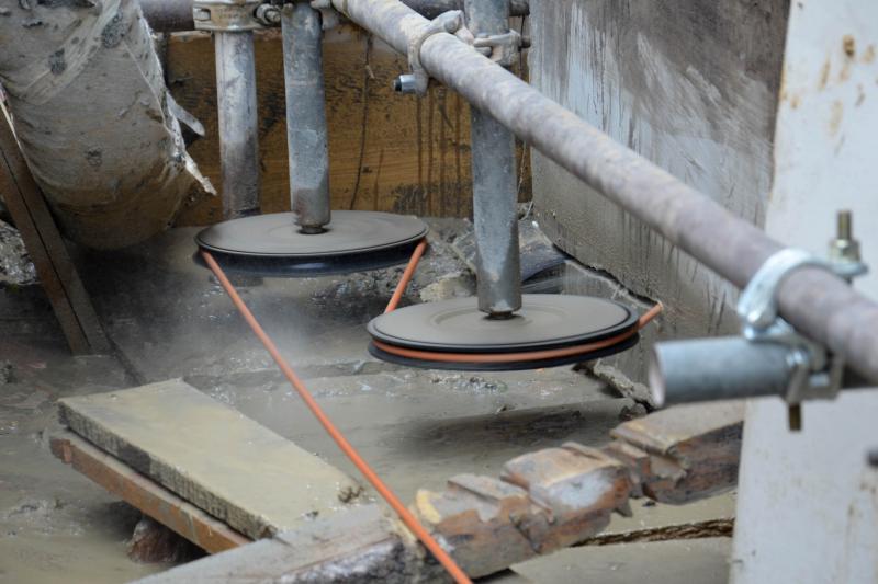 Šatny v ZŠ Husova budou bez vlhkosti