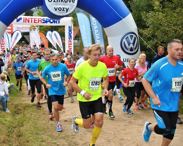 Jizerskou padesátku RUN v běhu bez lyží odstartuje v sobotu v Bedřichově i mistryně světa Zuzana Hejnová