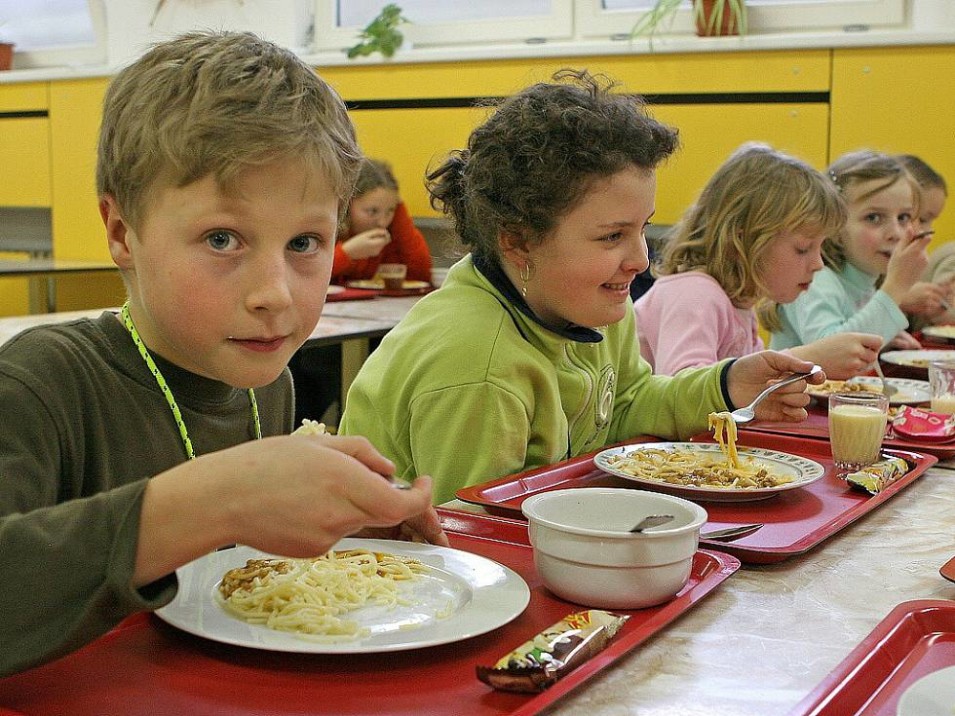 Stravování dětí v jídelnách se lepší 1 libor_pl_hal__koln__j_delna_galerie-980