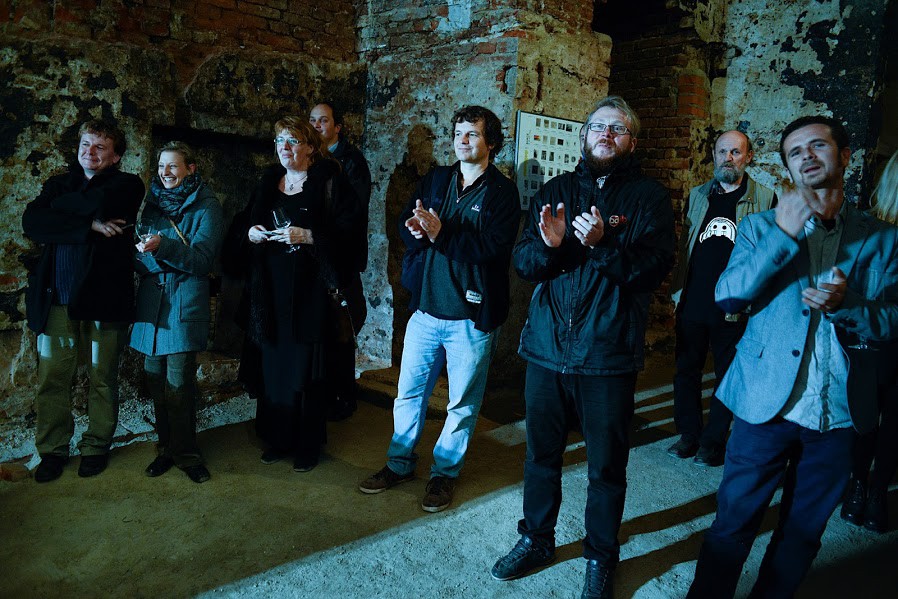 Injekce pro Varšavu. Na dobročinné akci se vybralo přes 100 tisíc