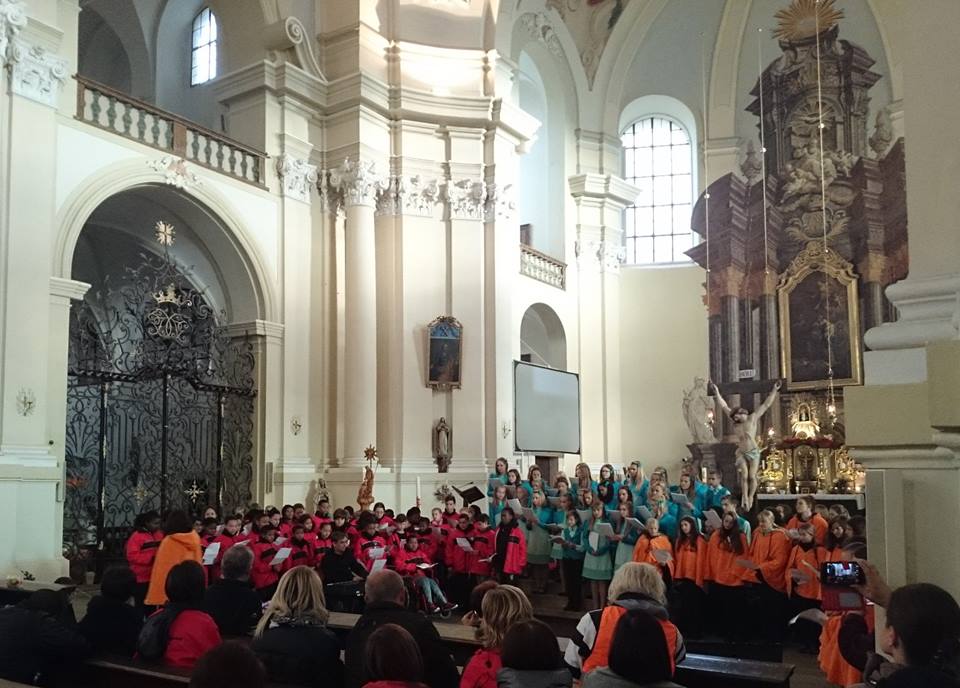 Kalendář akcí na Frýdlantsku a v okolí 52 Benefiční koncert Děti dětem