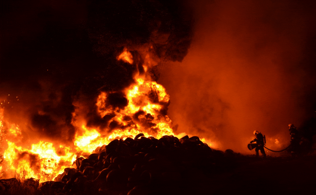 Fotka HZS Libereckého kraje zvítězila v soutěži Hasiči před i za objektivem