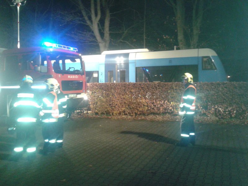 V Hejnicích srazil vlak v neděli nad ránem osobu