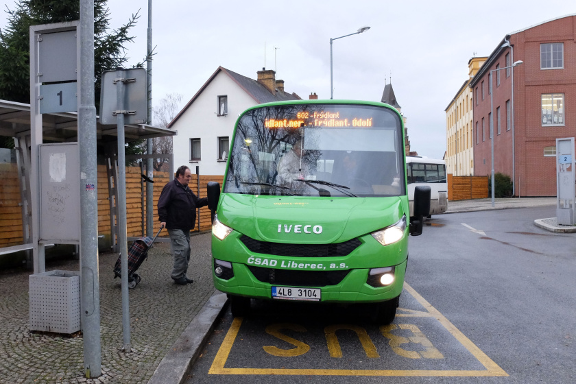 Příměstská linka ve Frýdlantu zůstává, město reagovalo i na připomínky