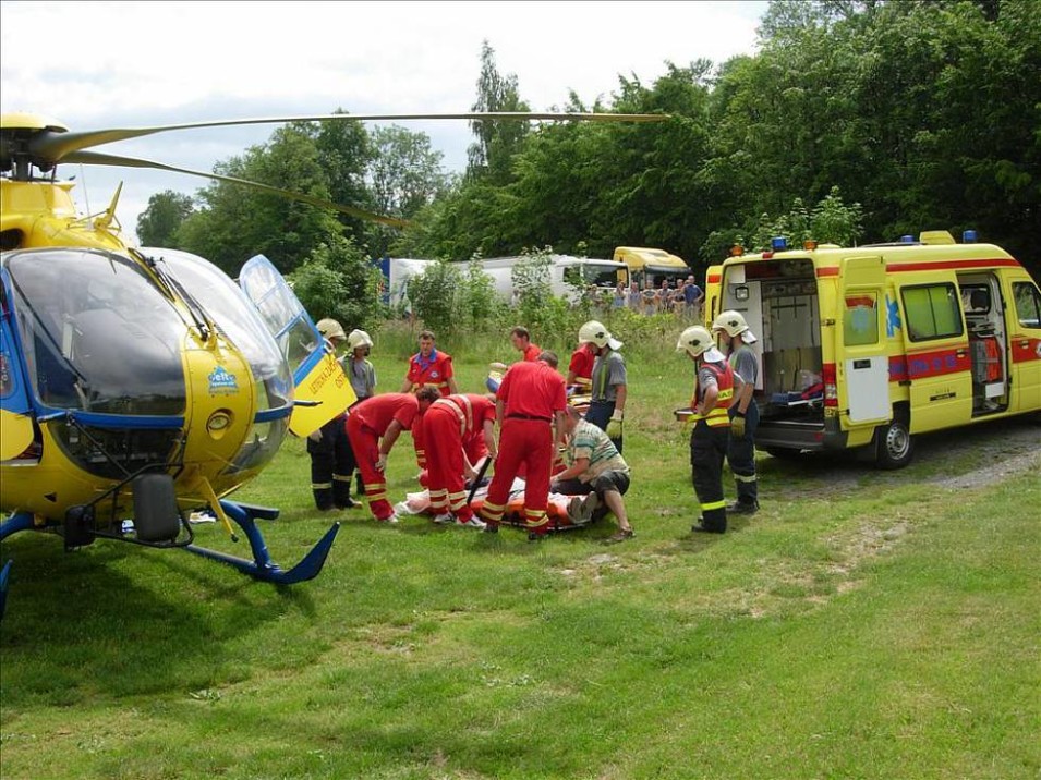 Kraj posílí záchranku 1 zachranar_vrtulnik_zachrana_nehoda_galerie-980