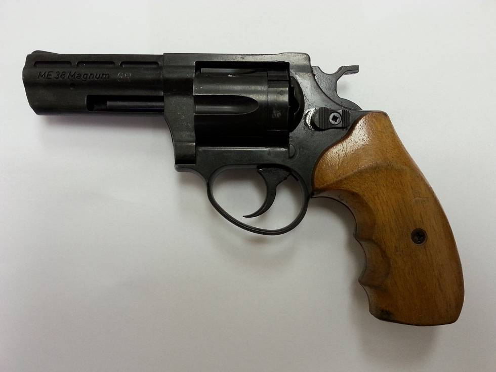 Počet zbrojních pasů prudce roste. Lidé se necítí bezpečně