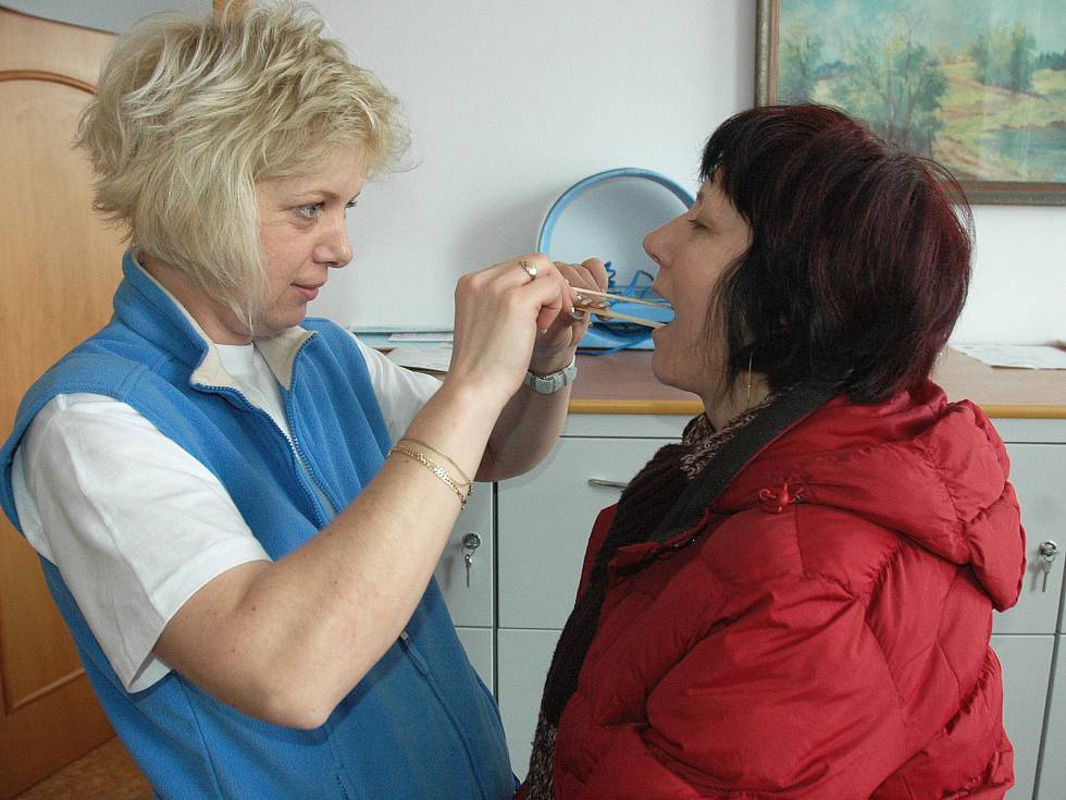 V Česku může propuknout chřipková epidemie, přibylo akutních infekcí