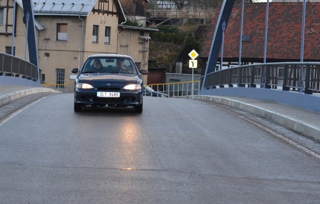 Na silnicích Libereckého kraje bylo v roce 2015 méně usmrcených
