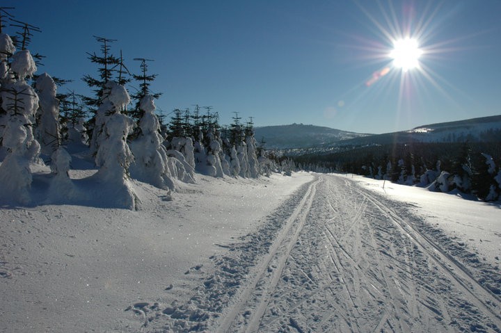 V noci mrzlo až praštělo. Na Jizerce naměřili 21 stupňů pod nulou