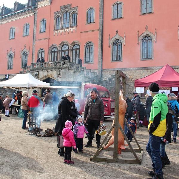 Zámecký masopust na Sychrově