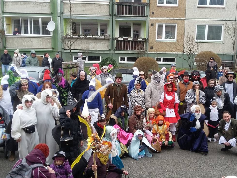 Masopustnímu veselí v Hejnicích dominovali jezdci na koních