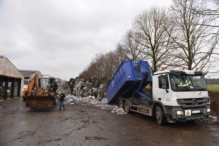 Bulovka se definitivně zbaví nelegálně navezených odpadů