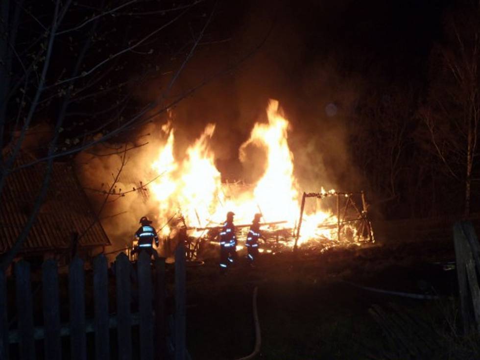 V Heřmanicích hořela stodola