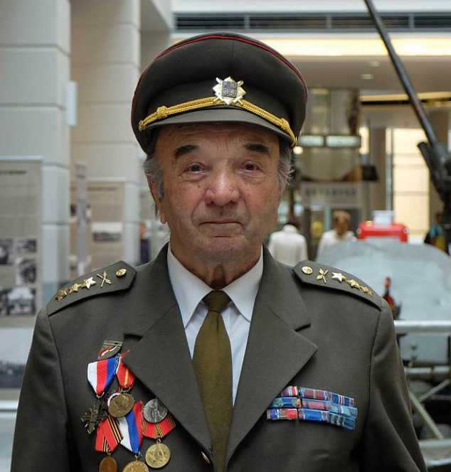 Zemřel oceňovaný válečný veterán z 2. světové války Alexander Hron