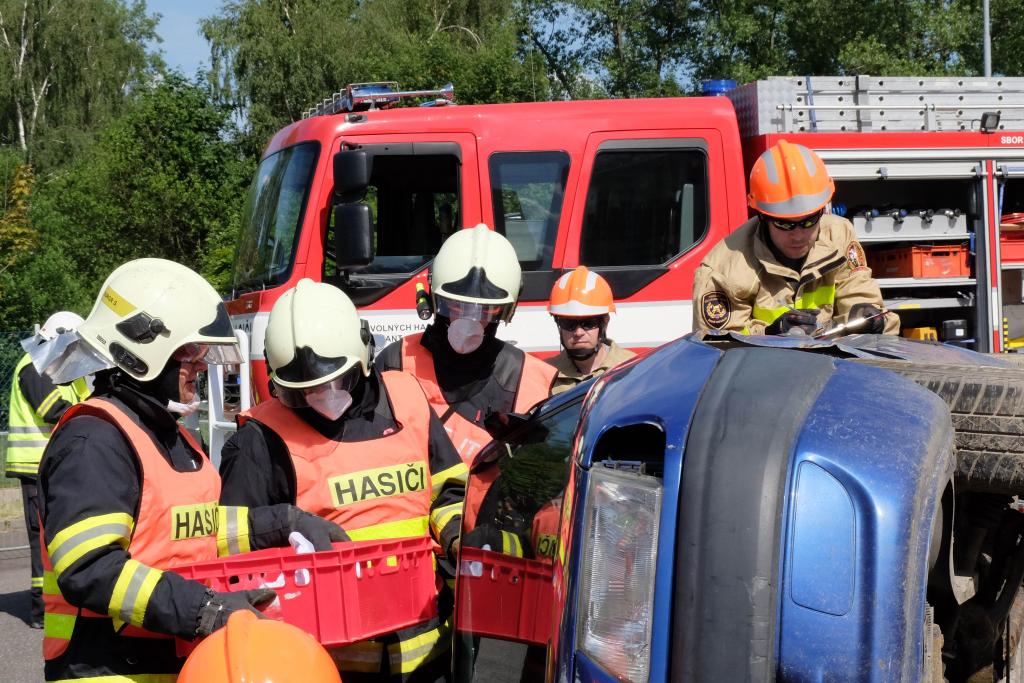 Frýdlantští dobrovolní hasiči se na soutěži profesionálů neztratili. Skončili třetí