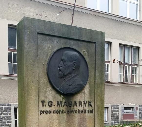 Starosta Frýdlantu vzpomněl u památníku TGM na vznik samostatného Československa