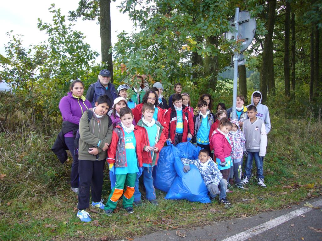 Děti ze ZŠ praktické a speciální uklízely Frýdlant