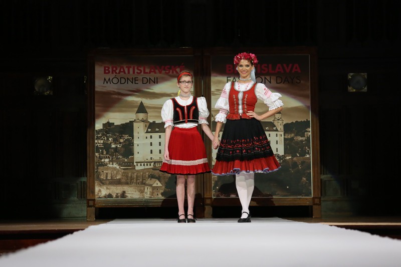 Nadační fond MA-MA Foundation splnil přání tříleté Adélce a čtrnáctileté Martině 1 1000x1000-1476827157-ram-8349