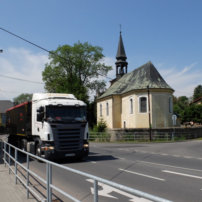 DOPRAVNÍ OMEZENÍ: Kamiony neprojedou přes hraniční přechod v Habarticích