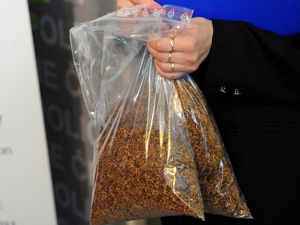 Celníci u polských hranic zabavili desítky kil tabáku