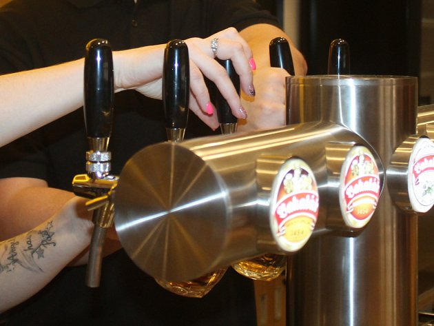 Chybí brigádníci, o práci nestojí