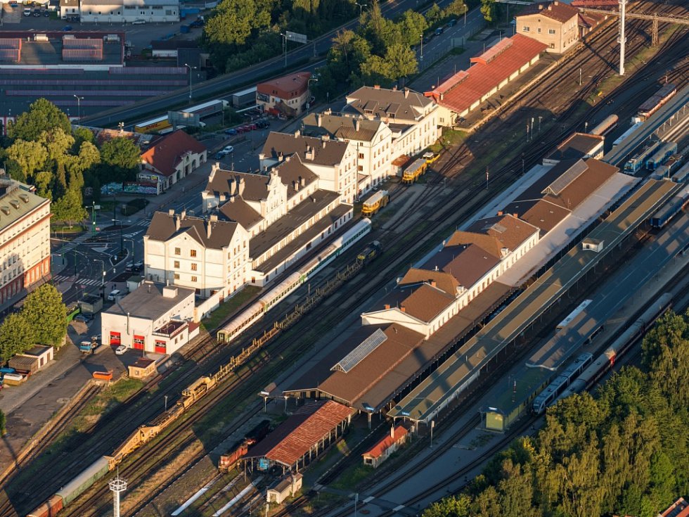 Kraj navrhuje přesunout nádraží