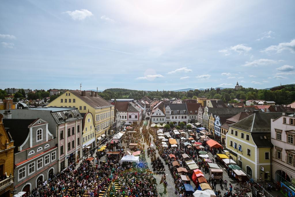 Zájemci o účast na trhu při Valdštejnských slavnostech 2017 se mohou hlásit