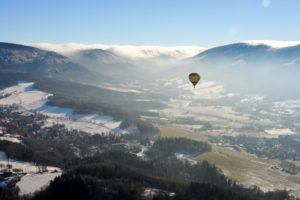 Přes Jizerky o víkendu přeletí horkovzdušné balony. Pokud počasí dovolí