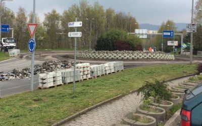 Kruhový objezd v Růžodole se na deset dní uzavřel, řidiči musí volit objízdné trasy