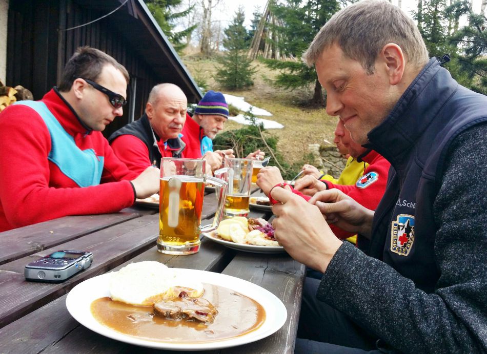 3833191 jizerskohorsti zachranari ukoncili zimni sezonu stylove kancem se sipkovou i statistikami ktere hodnoti uplynulou zimu 1