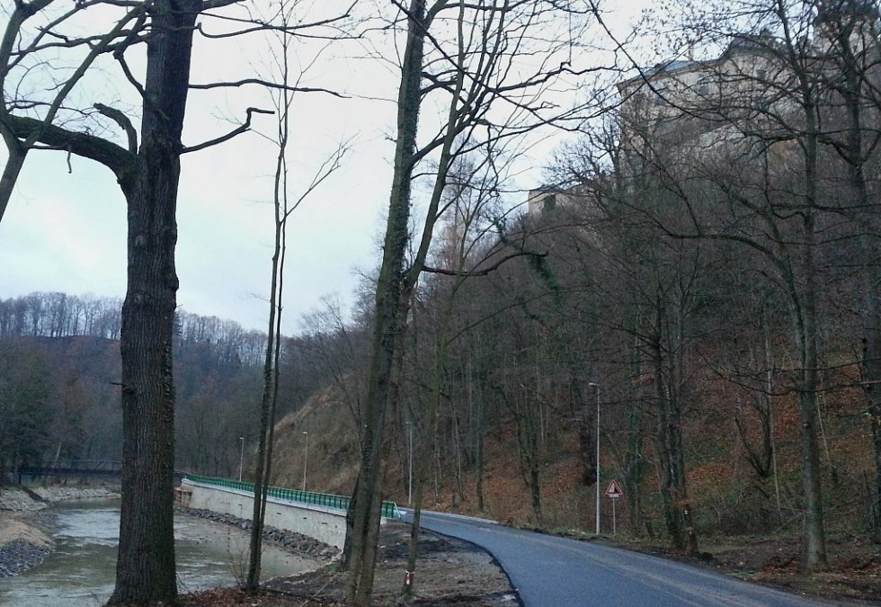 Na novou silnici čeká Frýdlant jak na smilování, jsou k ní ale výhrady