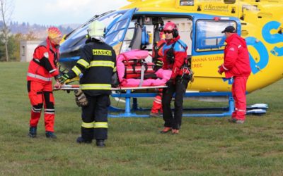 Ubytování, penziony, hotely, chaty, chalupy, resorty, hostely, motoresty a kempy 38 Čtyřletého chlapce transportoval vrtulník do hradecké nemocnice. Srazil se s cyklistou
