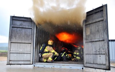 Ubytování, penziony, hotely, chaty, chalupy, resorty, hostely, motoresty a kempy 26 FOTO: Dobrovolně se zavírají do hořícího kontejneru. Hasiči trénují na opravdové požáry