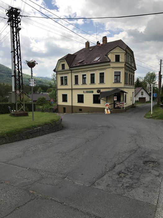 Rekonstrukce krajských silnic jsou v plném proudu, další stavby budou následovat 1 Rekonstrukce krajskych silnic jsou v plnem proudu dalsi stavby budou nasledovat medium