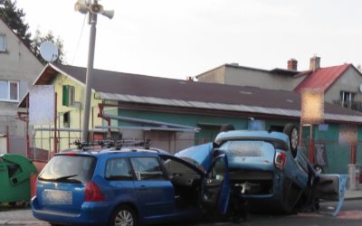 Plus 15 U nehody v Novém Městě pod Smrkem zasahoval vrtulník