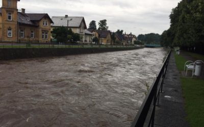 Plus 9 Silný noční déšť zvedl hladiny řek. Předlánce na Smědé hlásí třetí povodňový stupeň