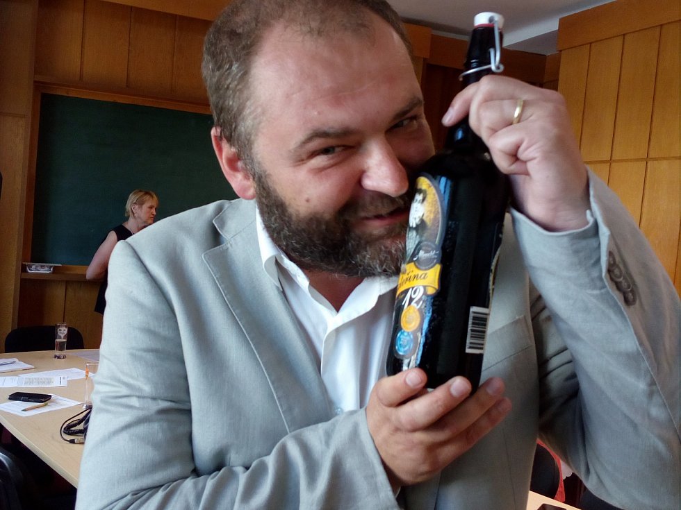 vavra pivo galerie 980